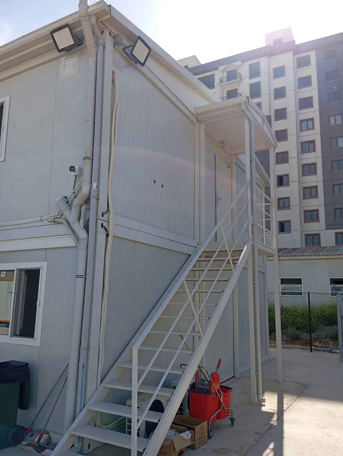 Endüstriyel kullanım için tasarlanmış yemekhane yapısı